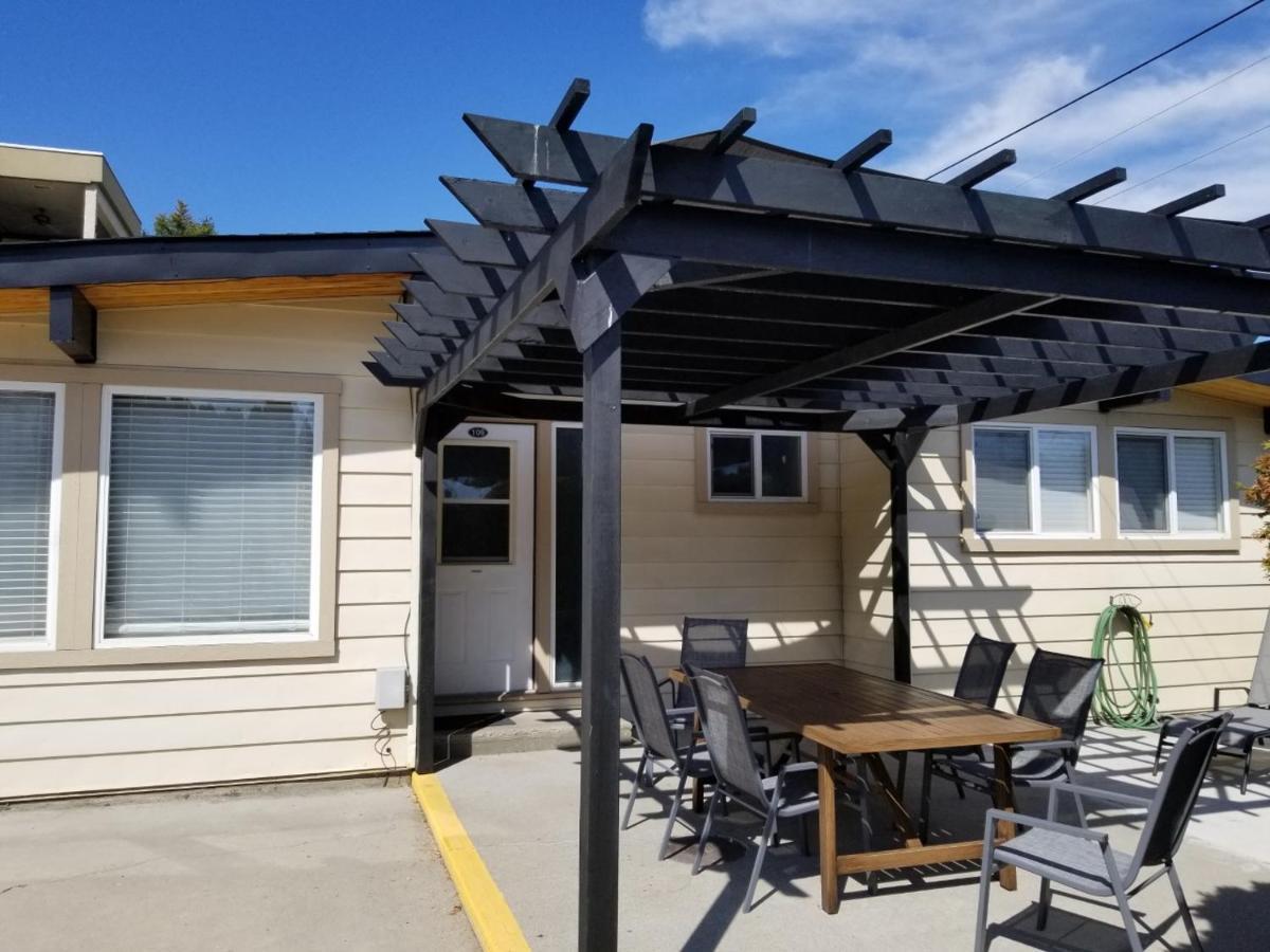 Osoyoos Lakeview Inn & Suites Exterior foto